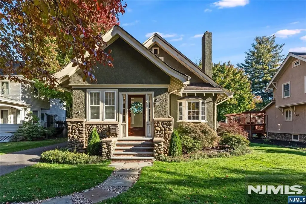 545 S Maple Avenue, Glen Rock, NJ 07452 - #1