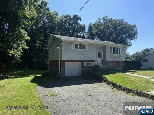 52 Grove Street, Oak Ridge, NJ 07438 - #1