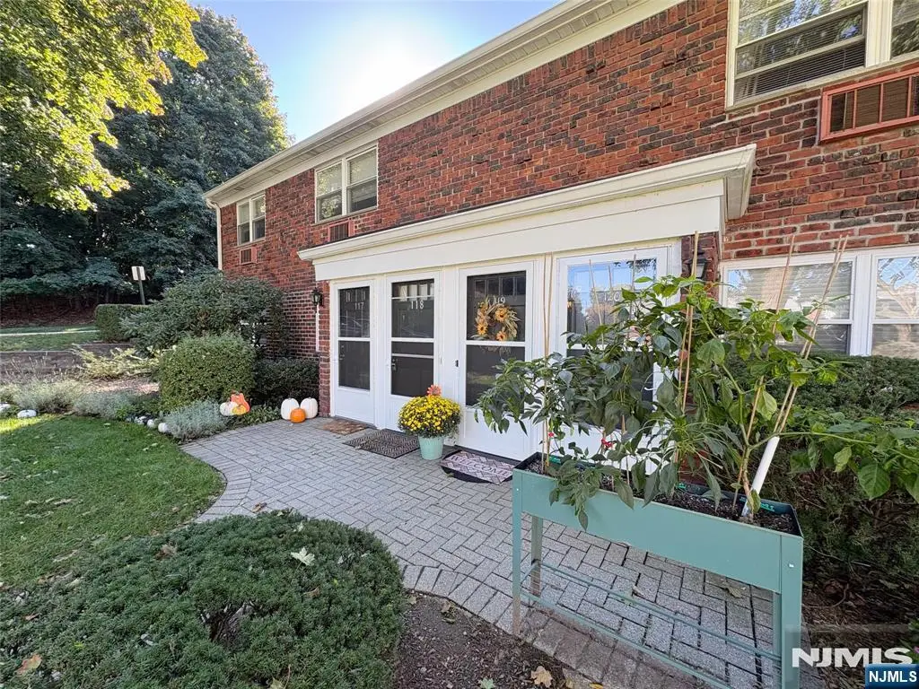 118 Regency Park 118, Ramsey, NJ 07446 - #1