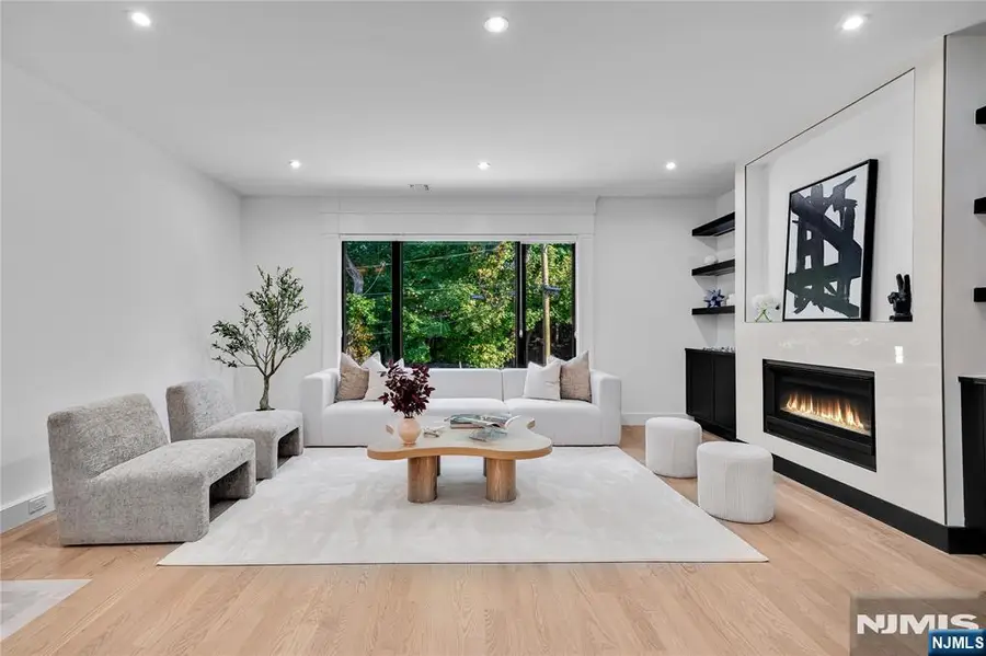 253 5th Street B, Palisades Park, NJ 07650 - #3