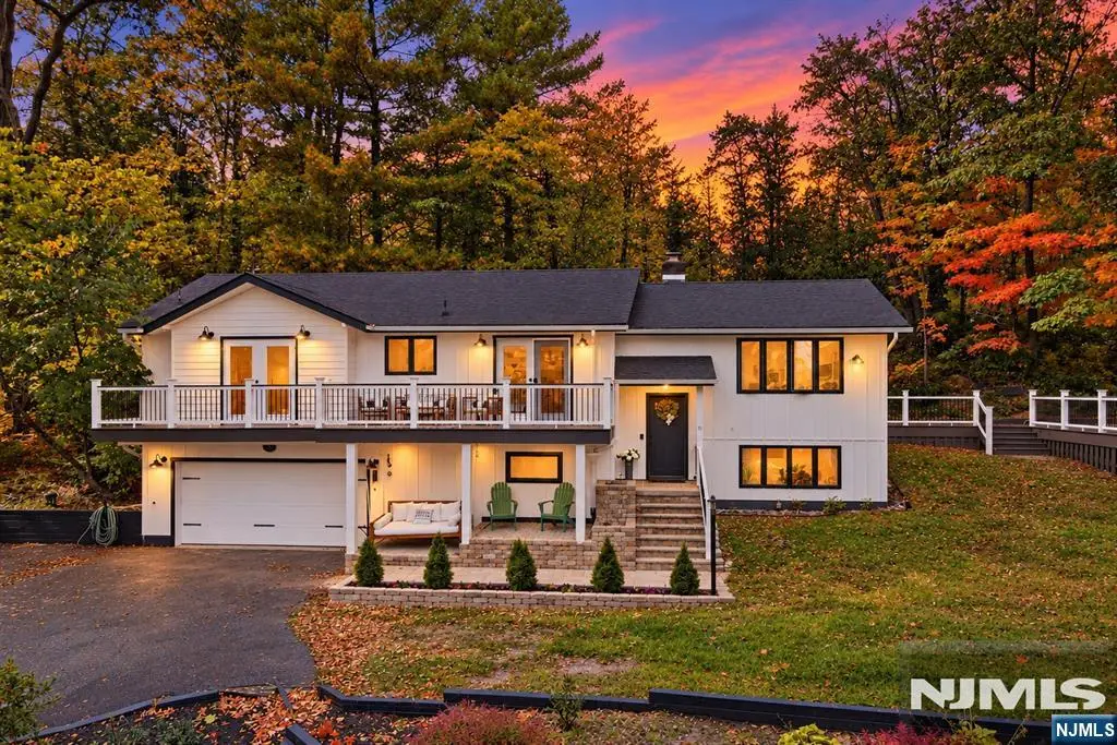 19 Somerville Road, Hewitt, NJ 07421 - #1