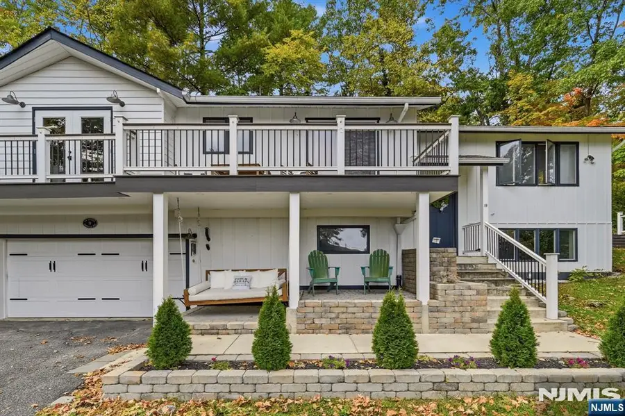19 Somerville Road, Hewitt, NJ 07421 - #3