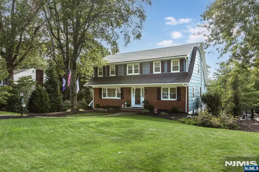 22 Sloping Hill Terrace, Wayne, NJ 07470 - #2