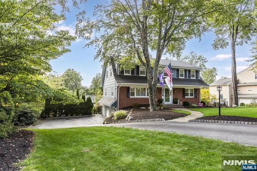 22 Sloping Hill Terrace, Wayne, NJ 07470 - #3