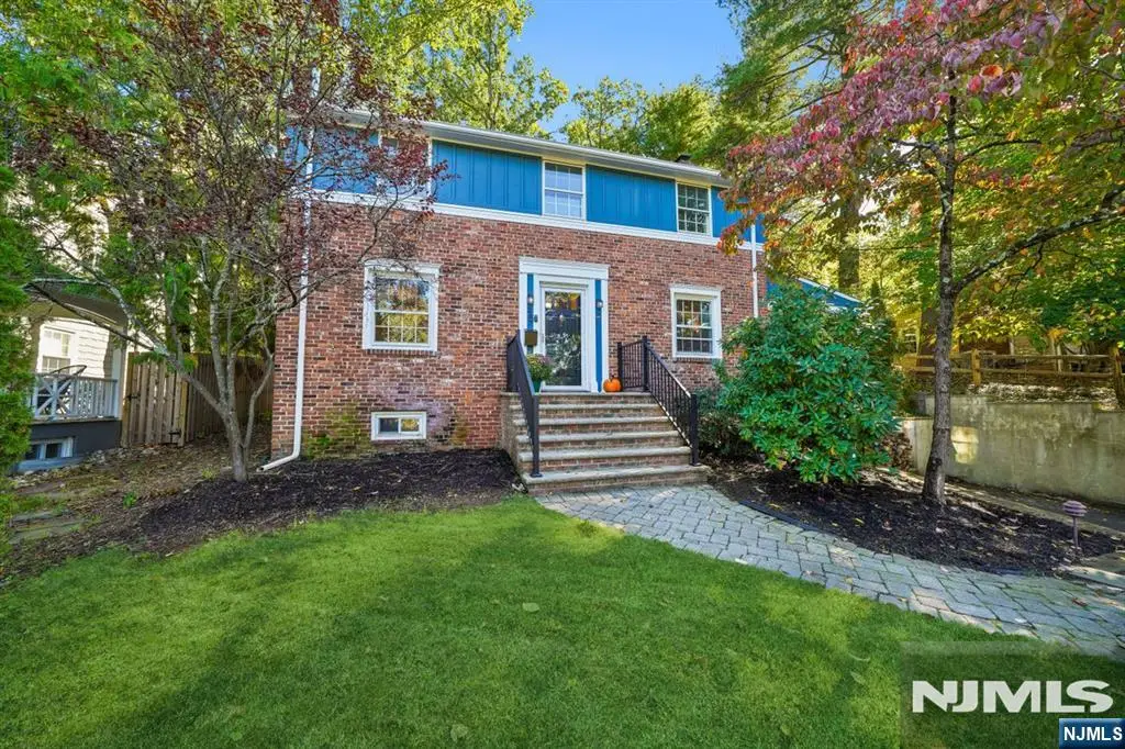 45 Wayland Drive, Verona, NJ 07044 - #1
