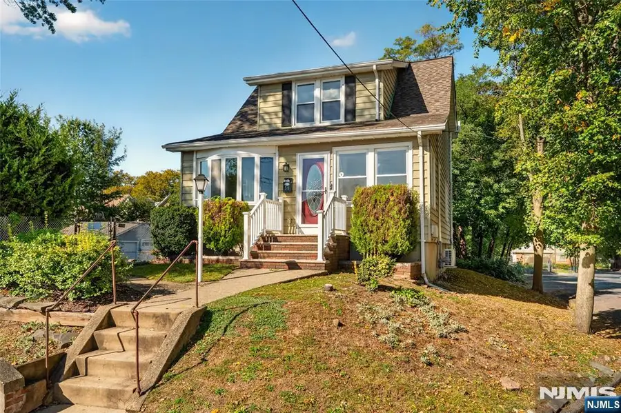 50 Oakwood Avenue, Bloomfield, NJ 07003 - #2