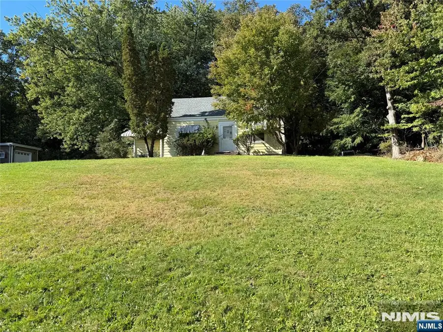 304 Goffle Road, Hawthorne, NJ 07506 - #3