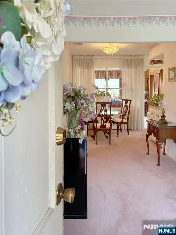 28 Huemmer Terrace, Clifton, NJ 07013 - #3