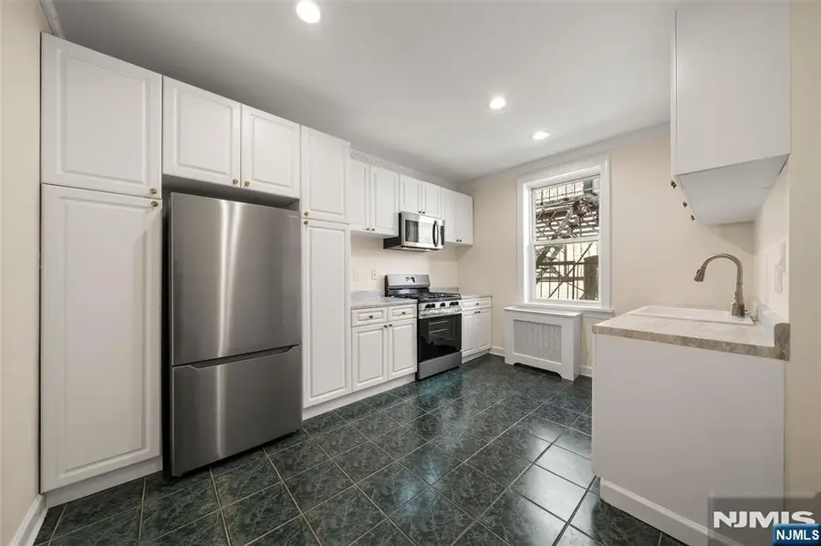 325 79th Street 56, North Bergen, NJ 07047 - #3