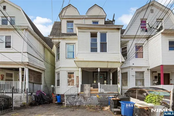 194 N 11th Street, Newark, NJ 07107