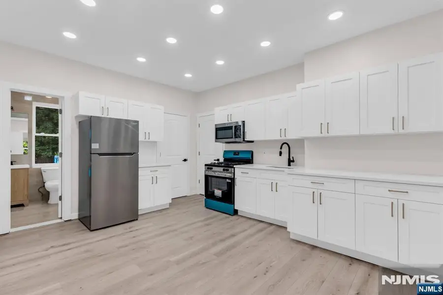 130 19th Avenue, Irvington, NJ 07111 - #2