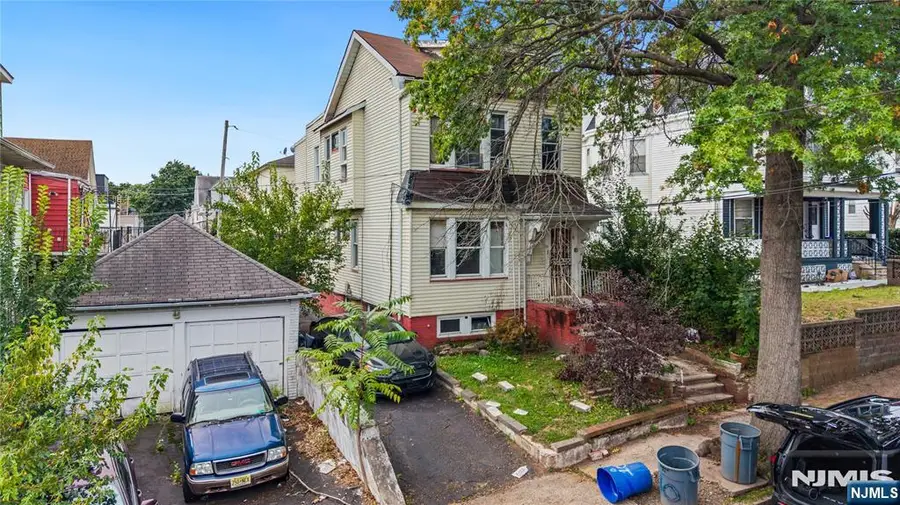 10 Bock Avenue, Newark, NJ 07112 - #3