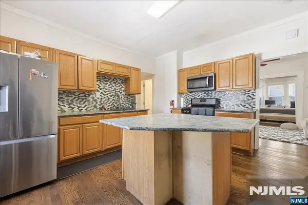 23 Cummings Street, Irvington, NJ 07111