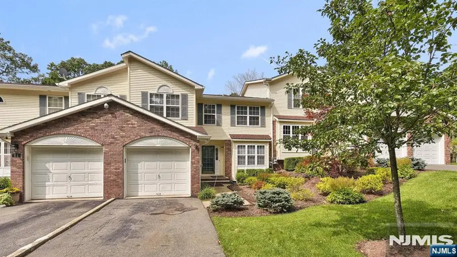 7 Carey Arthur Drive, Wayne, NJ 07470 - #2
