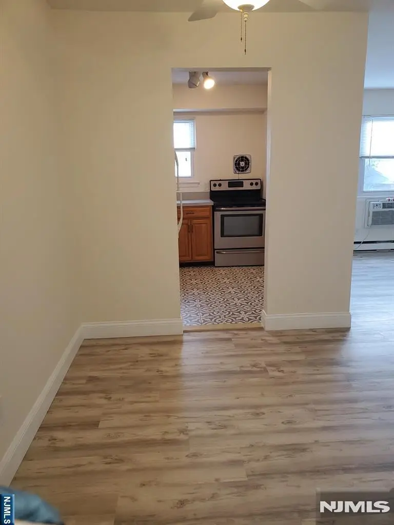 100 Pierson Miller C52, Pompton Lakes, NJ 07442 - #2