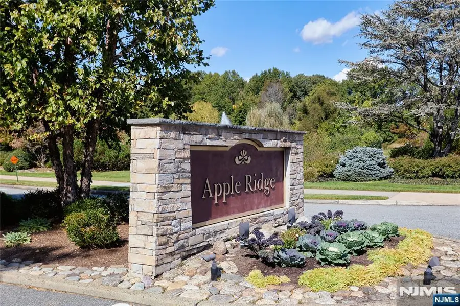 30 Litchult Lane, Mahwah, NJ 07430 - #2