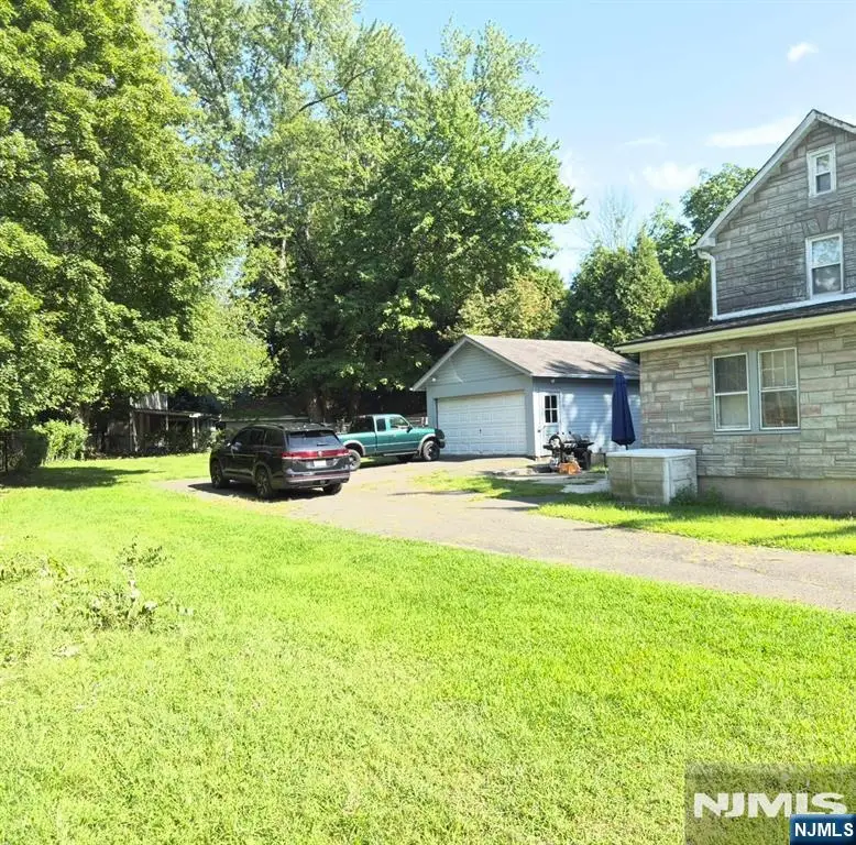 704 Franklin Turnpike, Allendale, NJ 07401 - #3