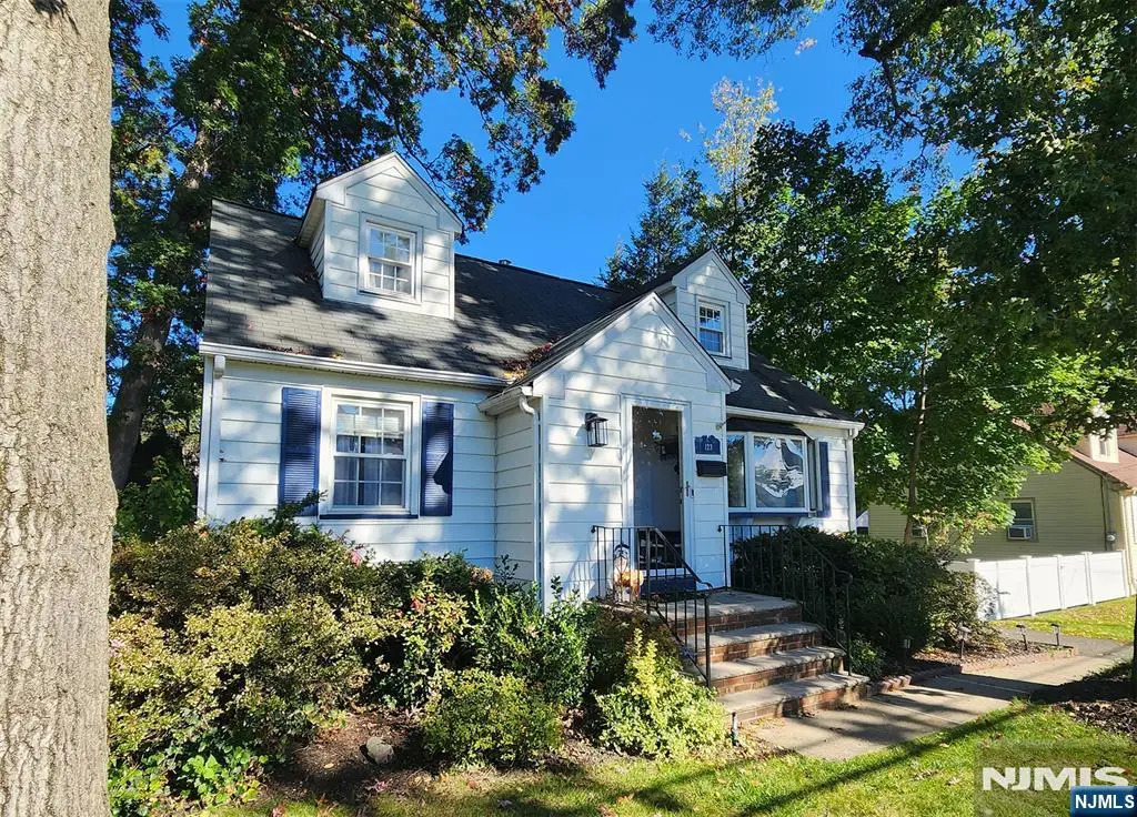 123 Summit Avenue, Waldwick, NJ 07463 - #1