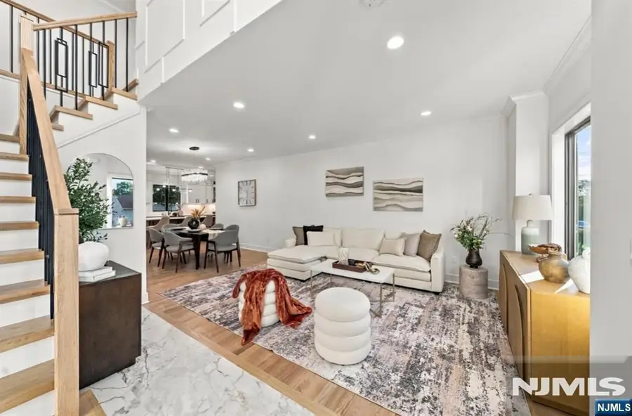 31 Barnsdale Road, Clifton, NJ 07013 - #3