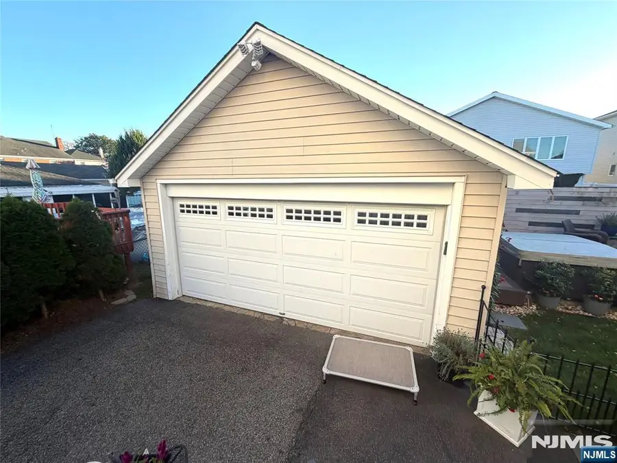 392 Highland Avenue, Wood Ridge, NJ 07075 - #3