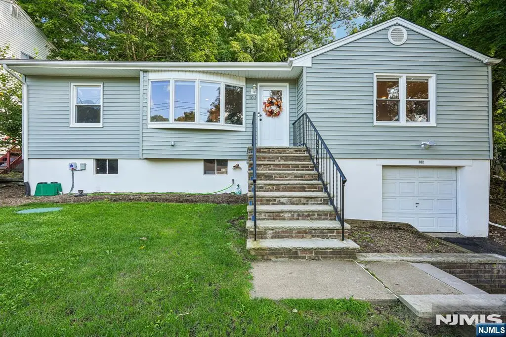 102 Hiawatha Boulevard, Oakland, NJ 07436 - #1