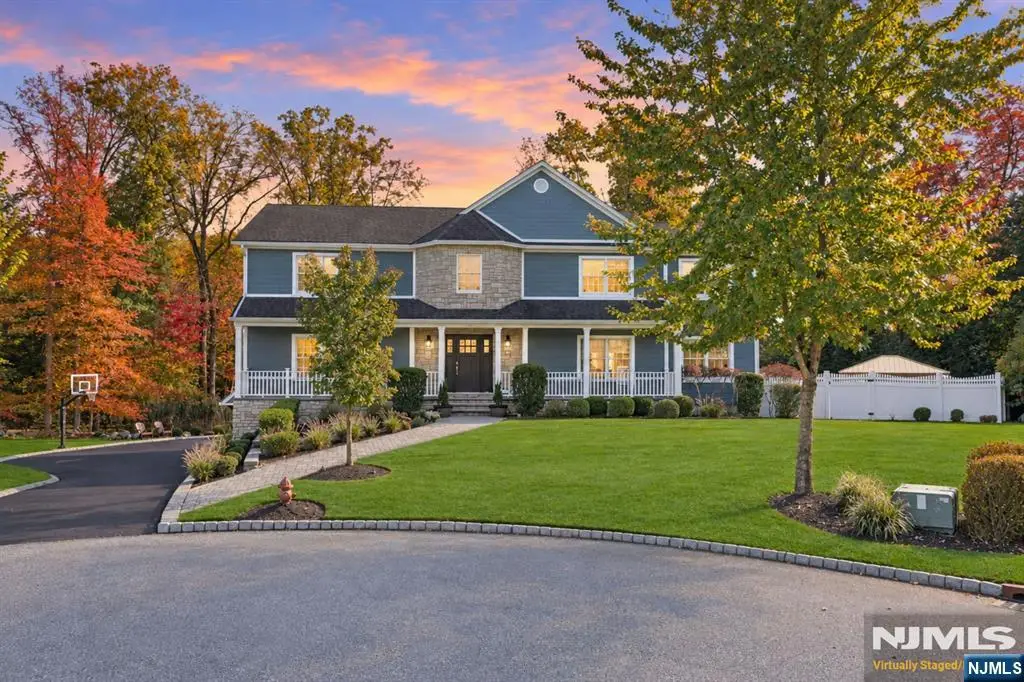 18 Heritage Lane, Mahwah, NJ 07430 - #1