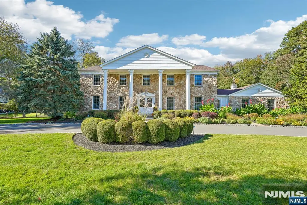 707 Calusa Trail, Franklin Lakes, NJ 07417 - #1