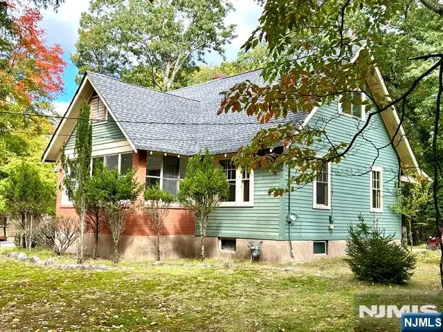 440 Cedar Lane, River Vale, NJ 07675 - #1