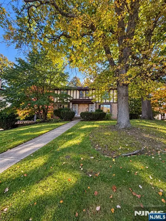 22 N Farview Avenue, Paramus, NJ 07652 - #1