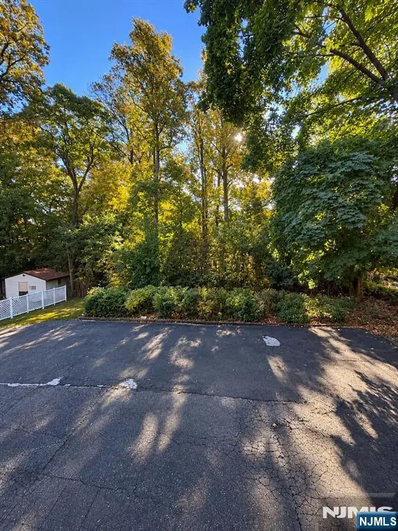 22 N Farview Avenue, Paramus, NJ 07652 - #3