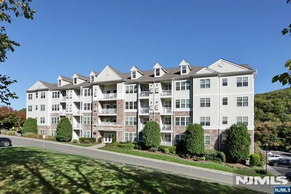 5219 Sanctuary Boulevard, Riverdale Borough, NJ 07457