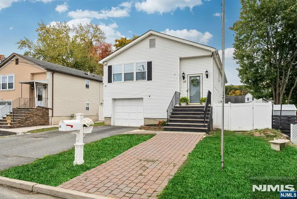 33 Ballston Street, Bloomingdale, NJ 07403 - #1