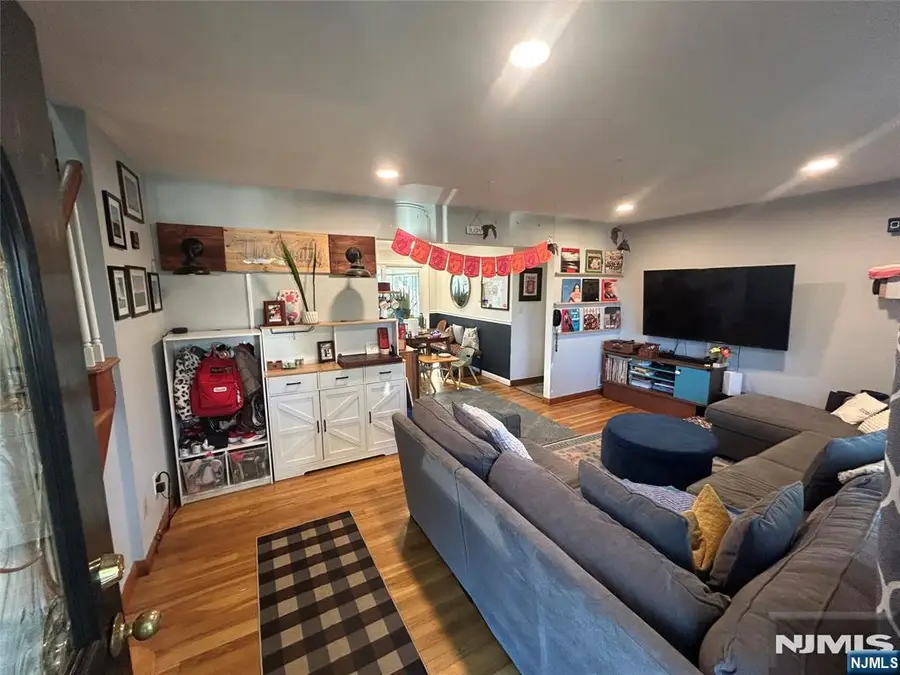 81 Ivanhoe Terrace, Bloomfield, NJ 07003 - #2