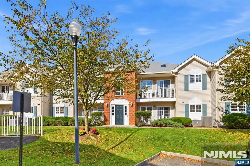 105 Roseland Avenue 1501, Caldwell, NJ 07006 - #1