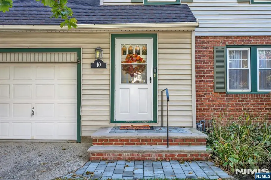 10 Overlook Terrace, Bloomfield, NJ 07003 - #3