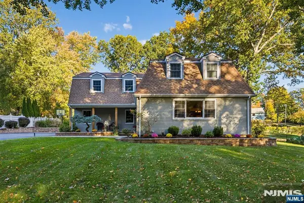 48 Greenrale Avenue, Wayne, NJ 07470