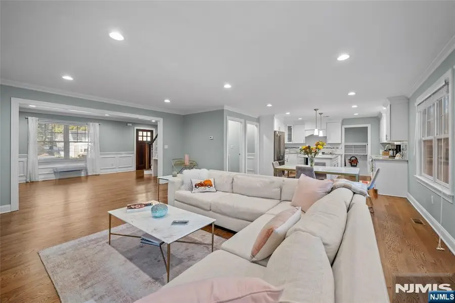 656 Wyndemere Avenue, Ridgewood, NJ 07450 - #2