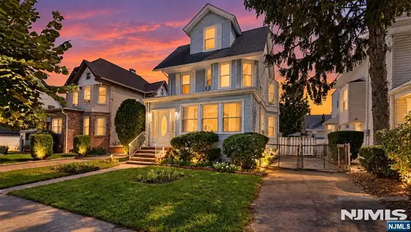21 Hackett Place, Rutherford, NJ 07070