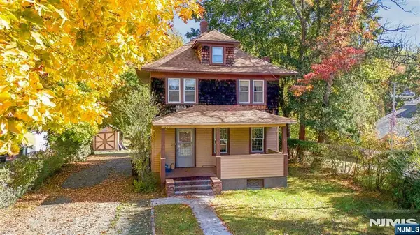 29 Valhalla Road, Montville Township, NJ 07045