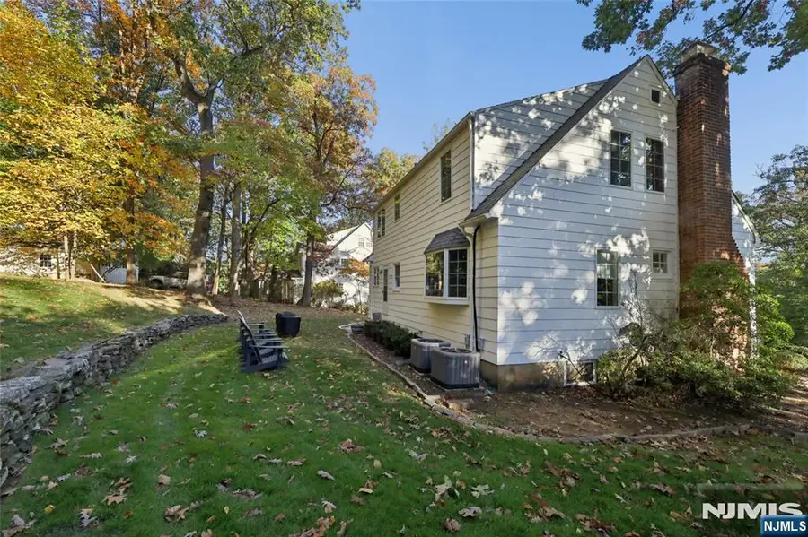 65 Stocker Road, Essex Fells, NJ 07021 - #3