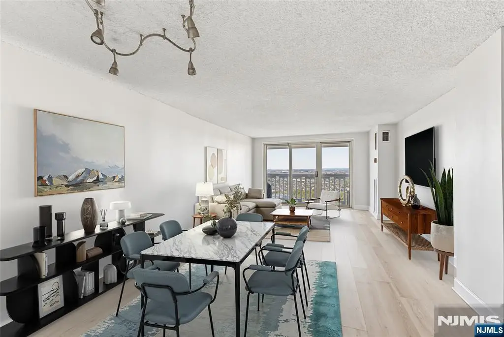 555 North 24k, Fort Lee, NJ 07024 - #1