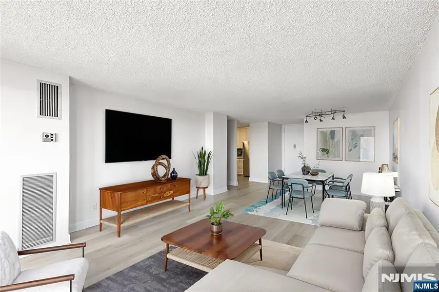 555 North 24k, Fort Lee, NJ 07024 - #3