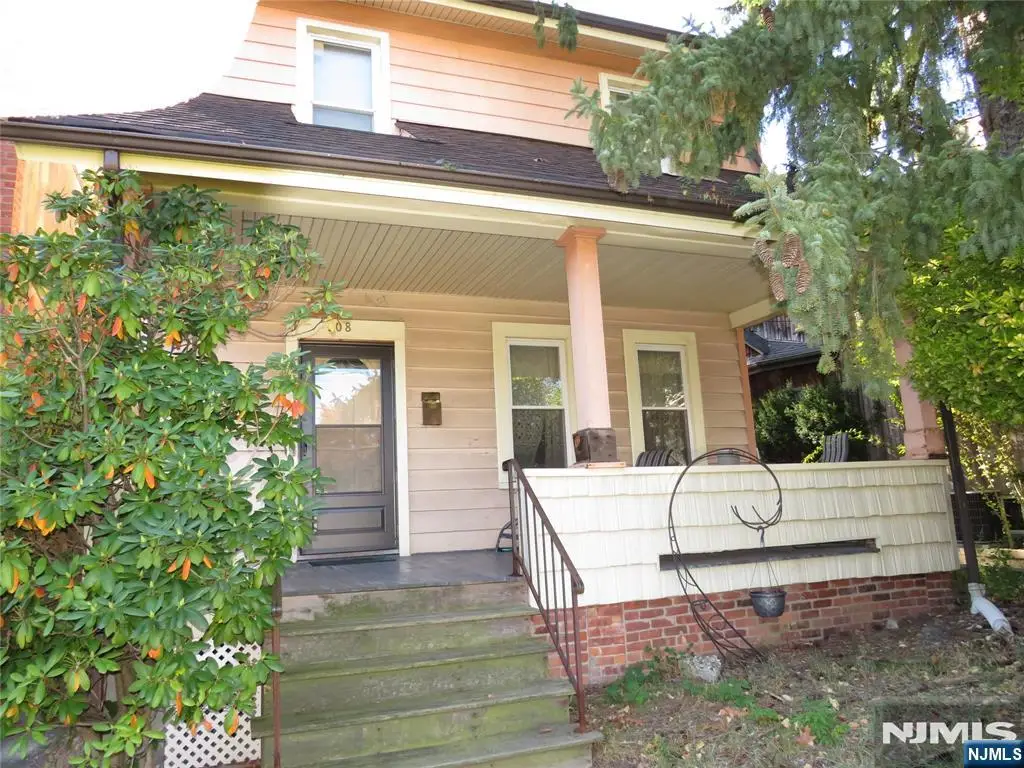 308 W Palisade Avenue, Englewood, NJ 07631 - #1