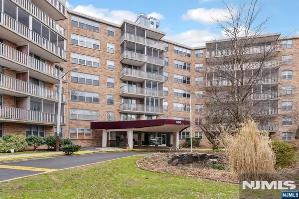 530 Valley Road C006G, Montclair, NJ 07043