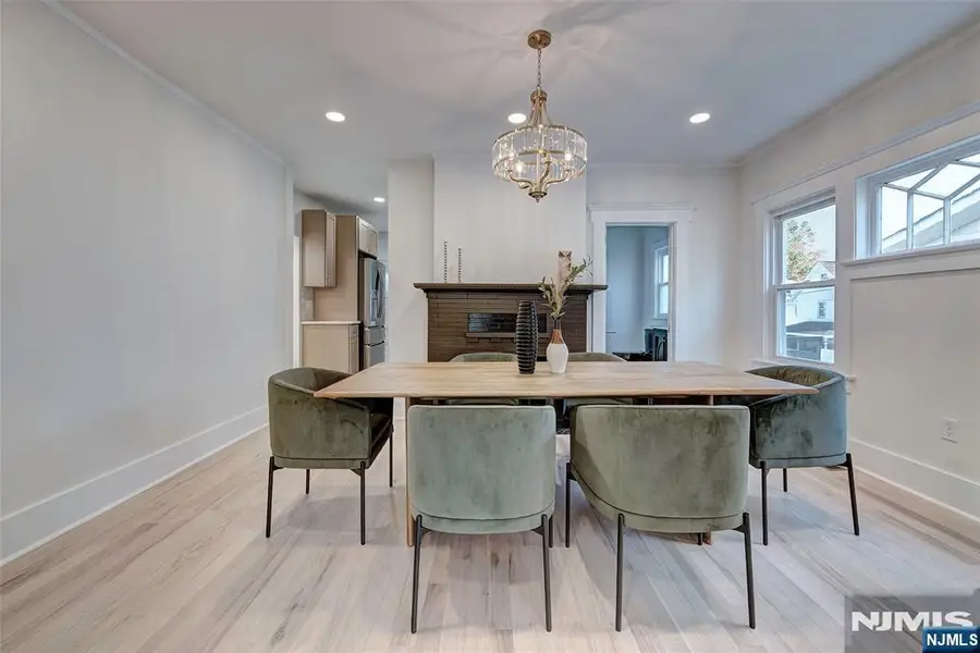 9 Hawthorne Place, Montclair, NJ 07042 - #3