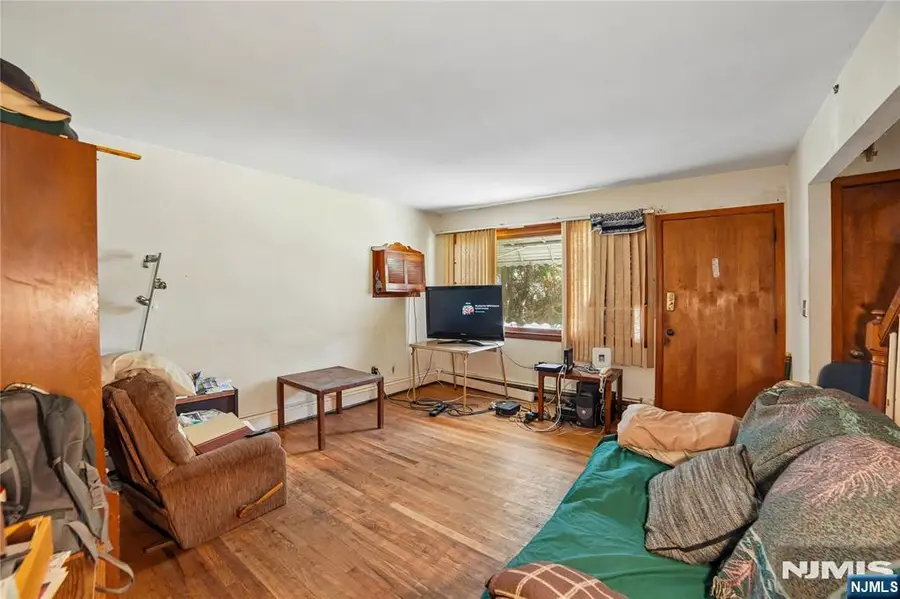 8-29 Forest, Fair Lawn, NJ 07410 - #3