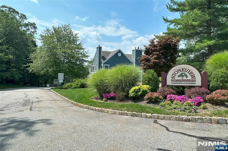82 Laurelwood Court, Rockaway, NJ 07866 - #2