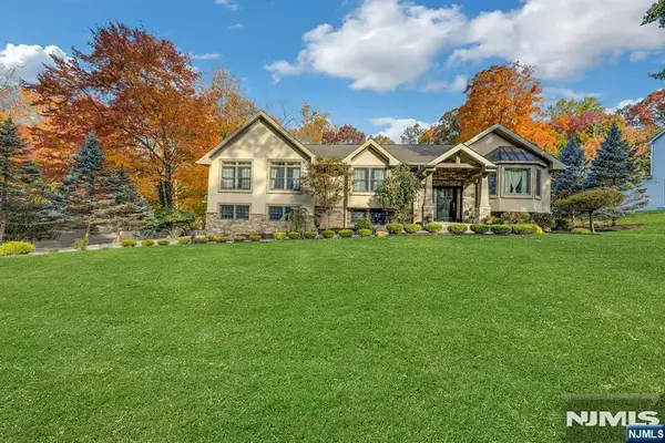 550 Baylor Avenue, River Vale, NJ 07675