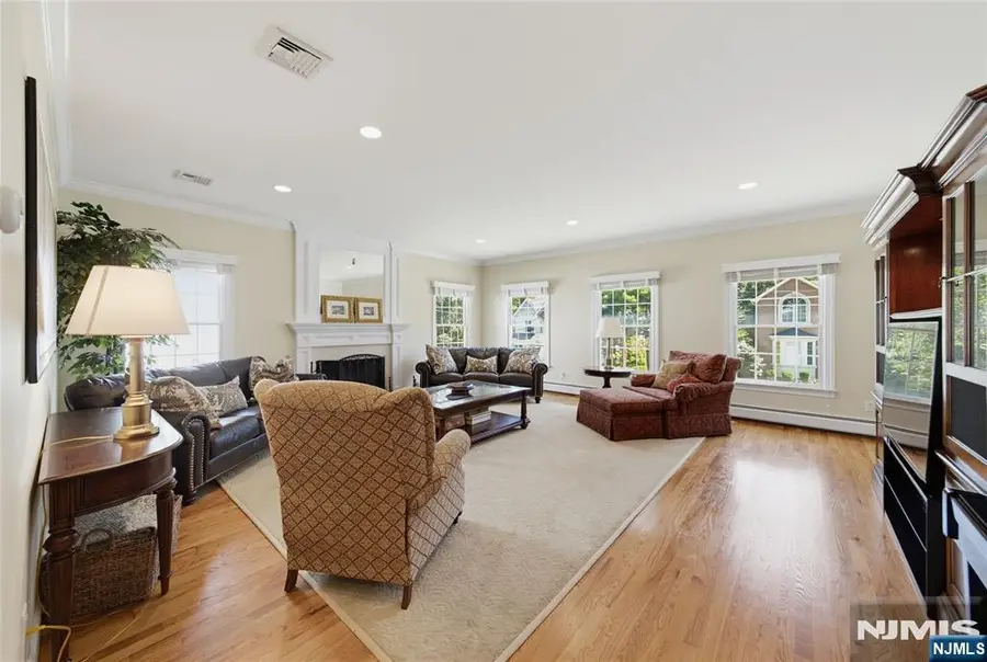 52 Robinhood Avenue, Closter, NJ 07624 - #2