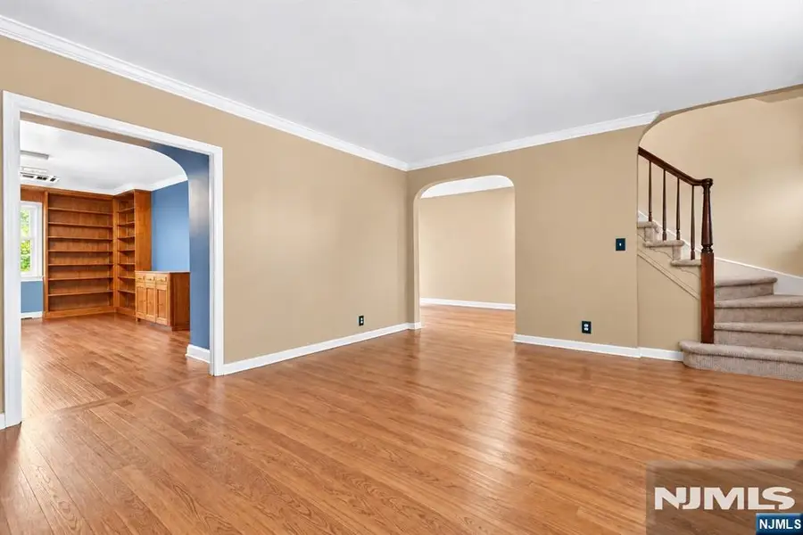 185 E Palisade Avenue D11B, Englewood, NJ 07631 - #3